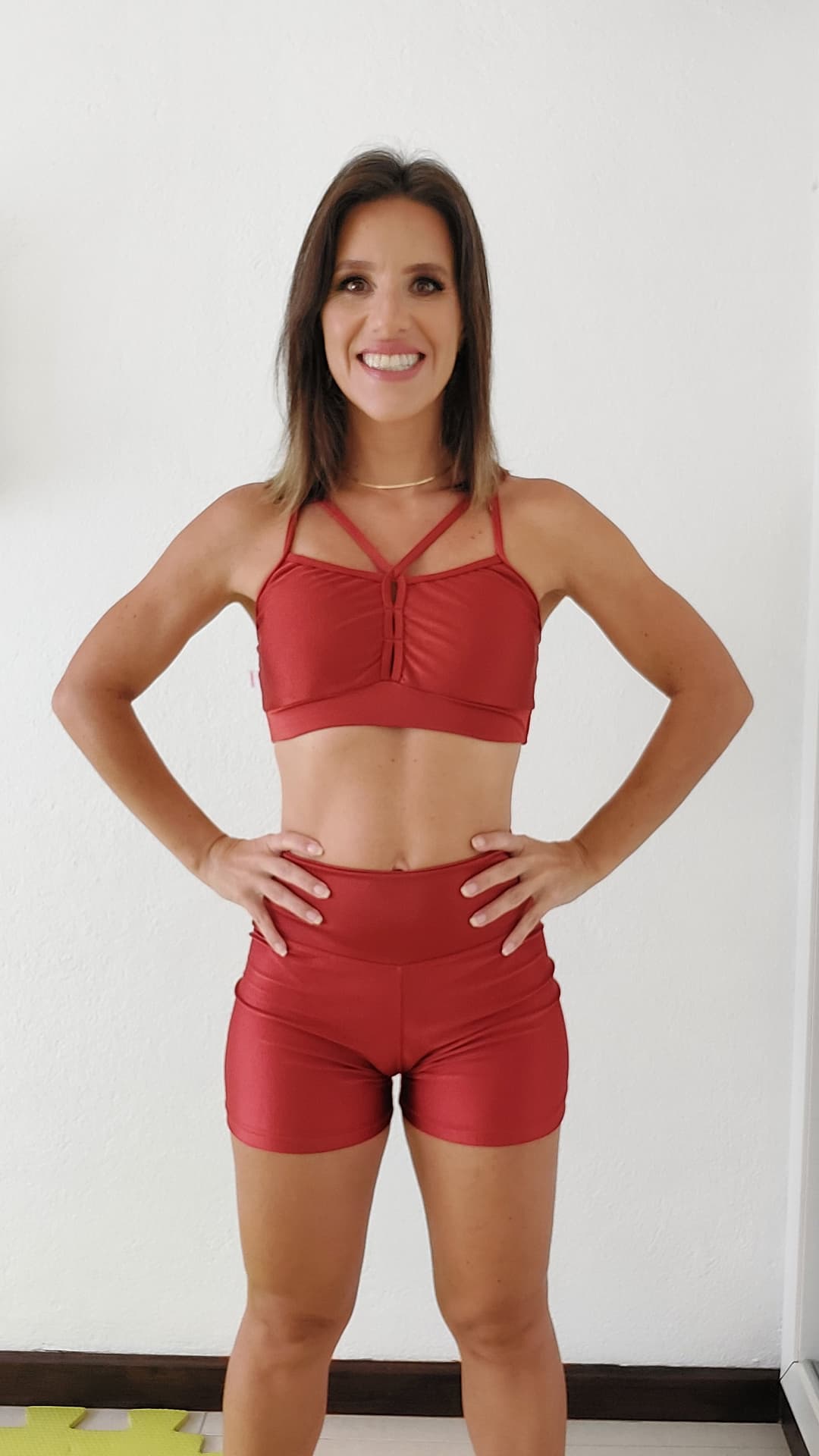 Carol Canha — Personal Trainer e criadora do método Detox da Barriga Pós-Parto
